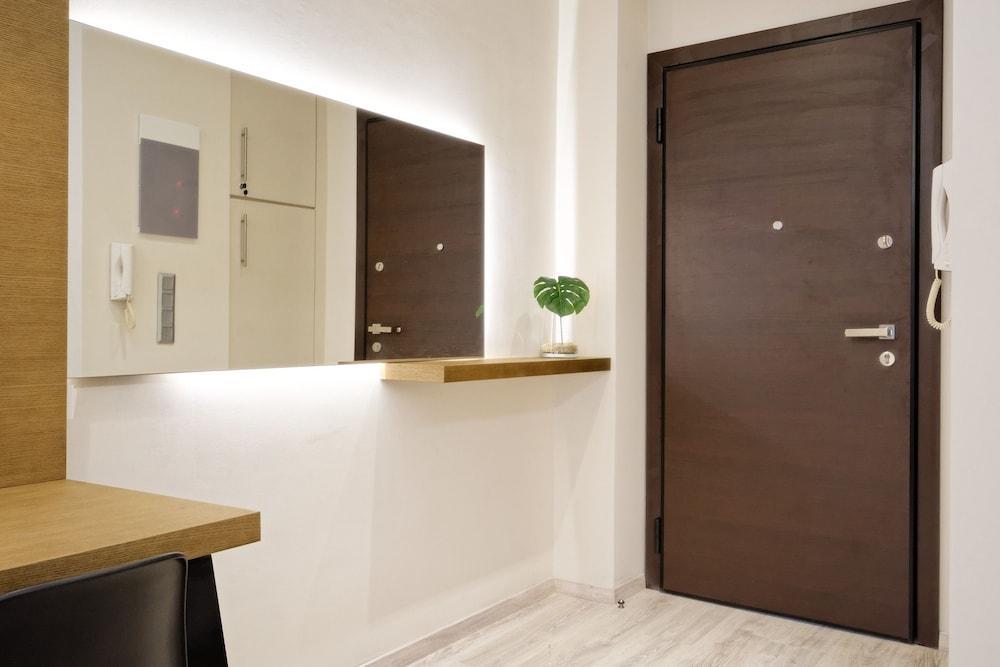 Acropolis Elegant Apartment Athene Buitenkant foto